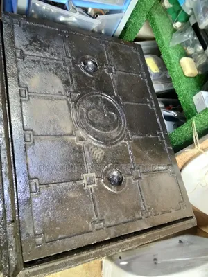 Medium Size Manhole