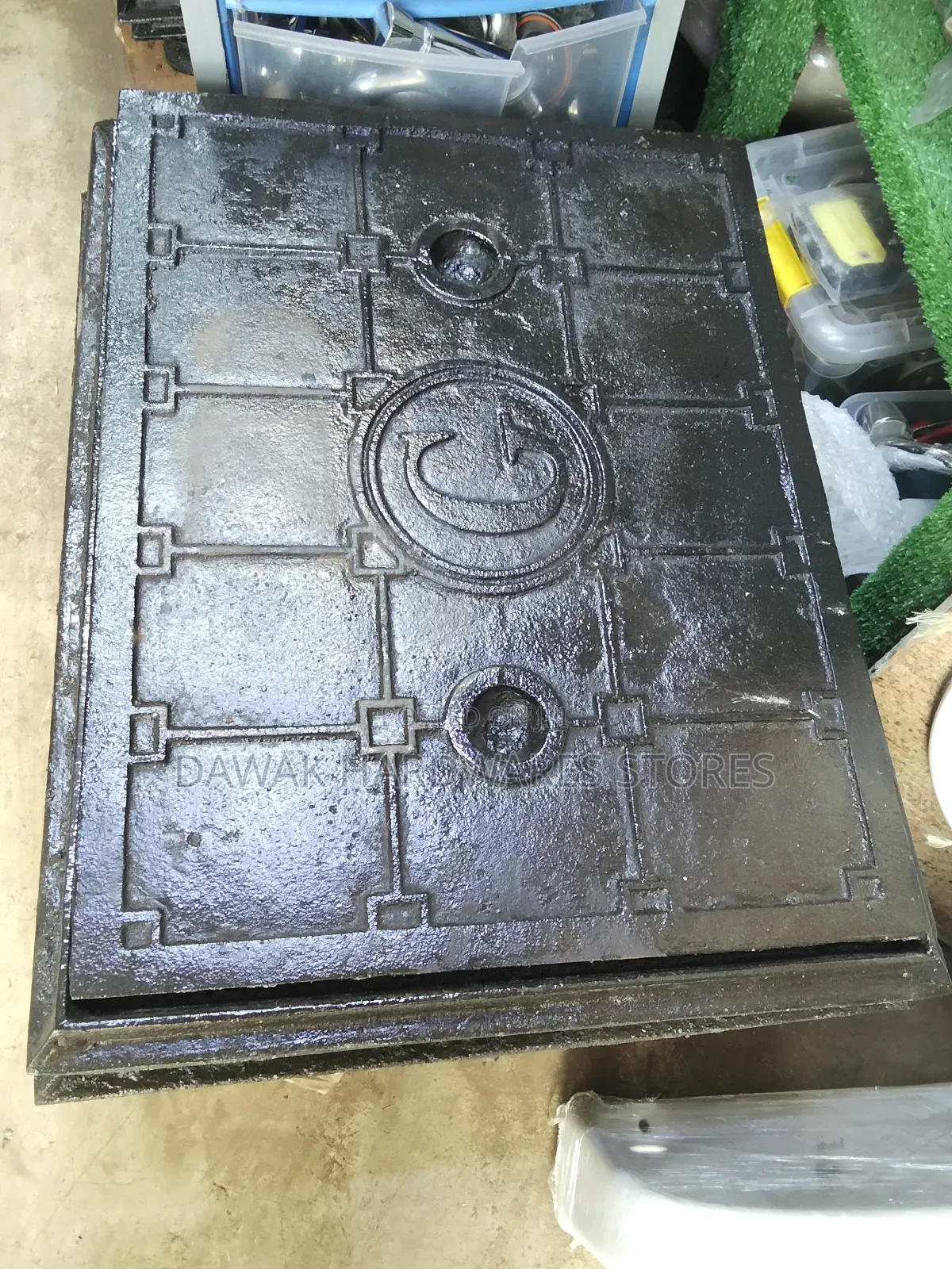 Medium Size Manhole