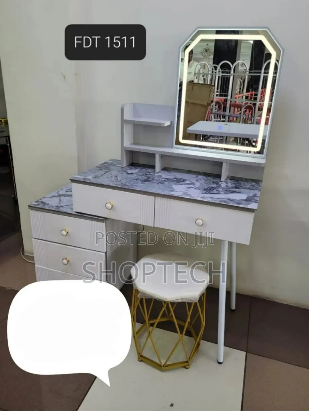 Modern Executive Big Dressing Table With Sliding Mirror