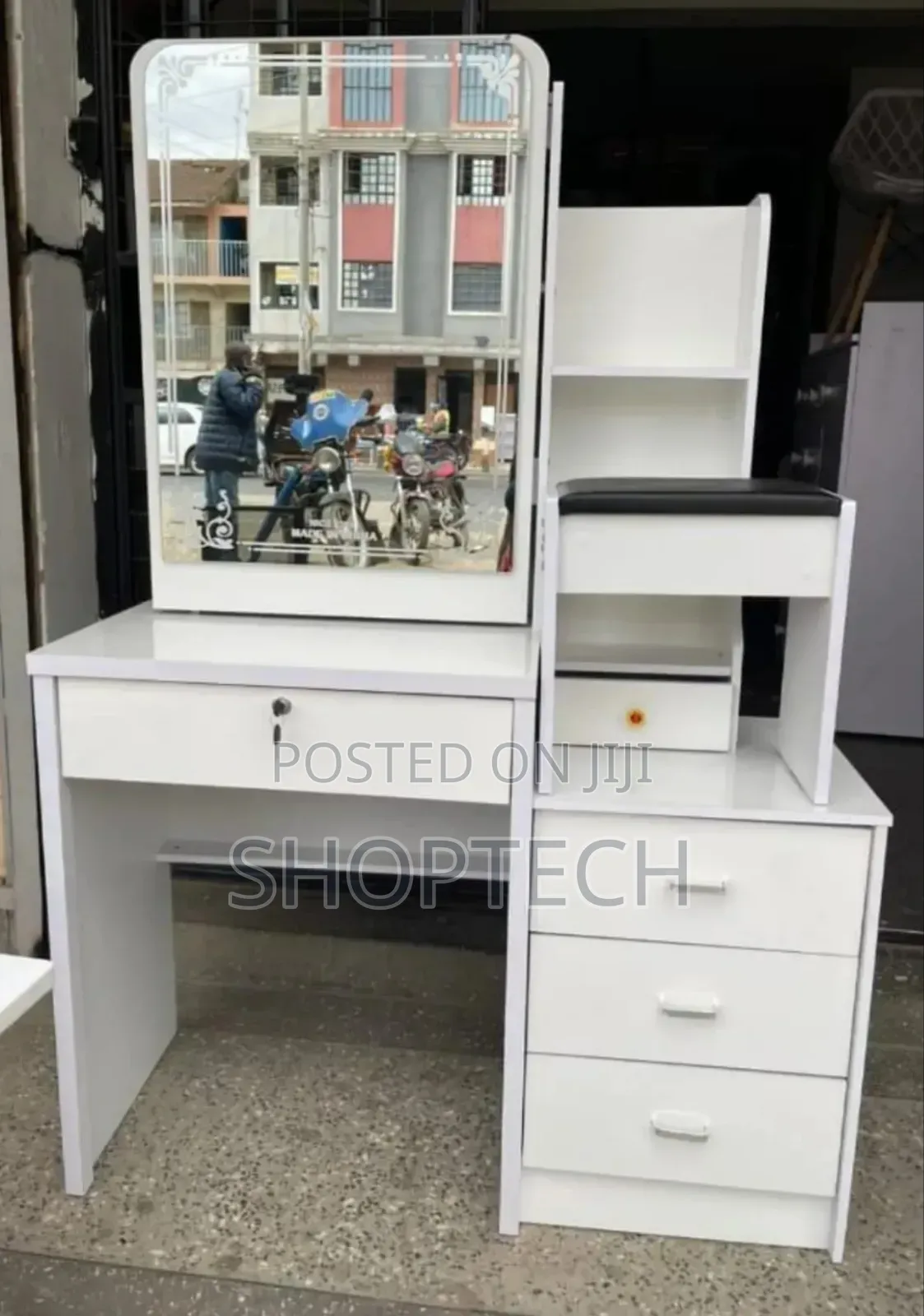 Dressing Table With Sliding Mirror