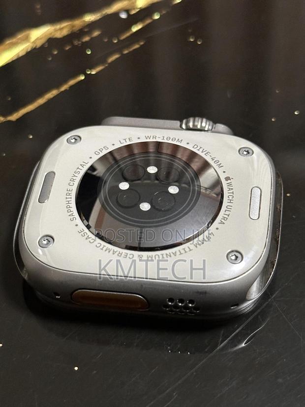 Apple Watch Ultra 2 49mm Titanium – Original, Very Clea - thumbnail 4