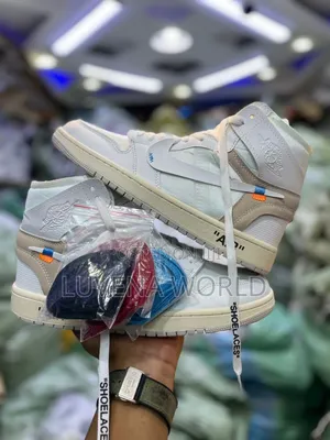 Air Jordan 1 Retro  “ X Off  White “