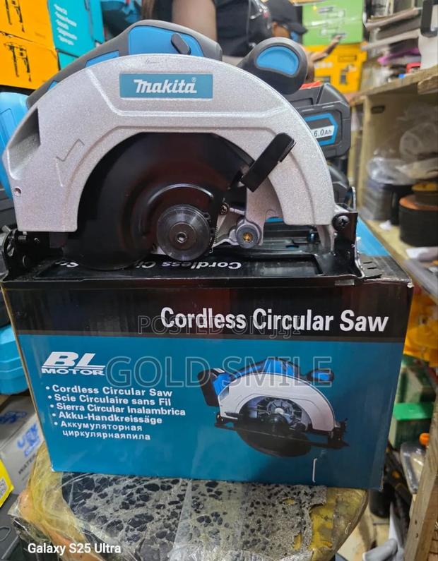 Makita 7inch Cordless Circular Saw /Rechargeable Circular Saw