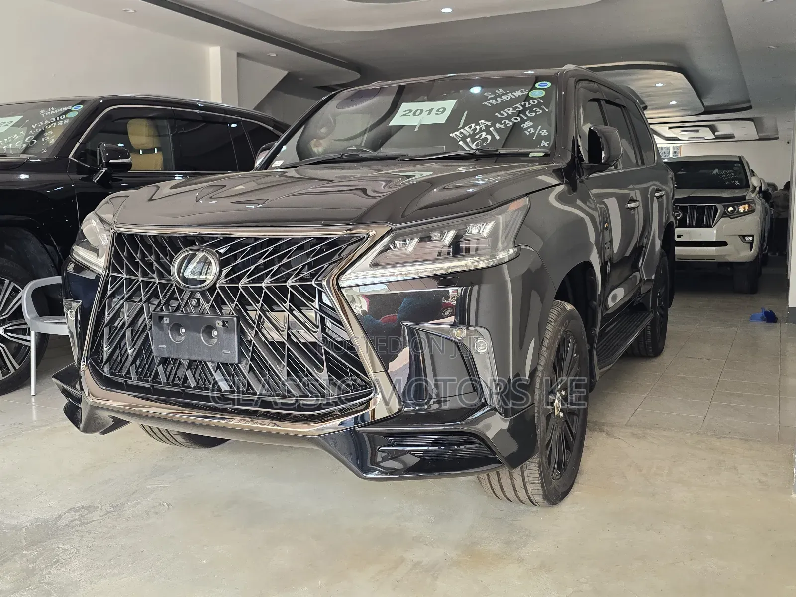Lexus LX 570 AWD 2019 Black