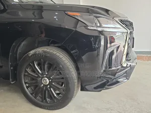 Lexus LX 570 AWD 2019 Black