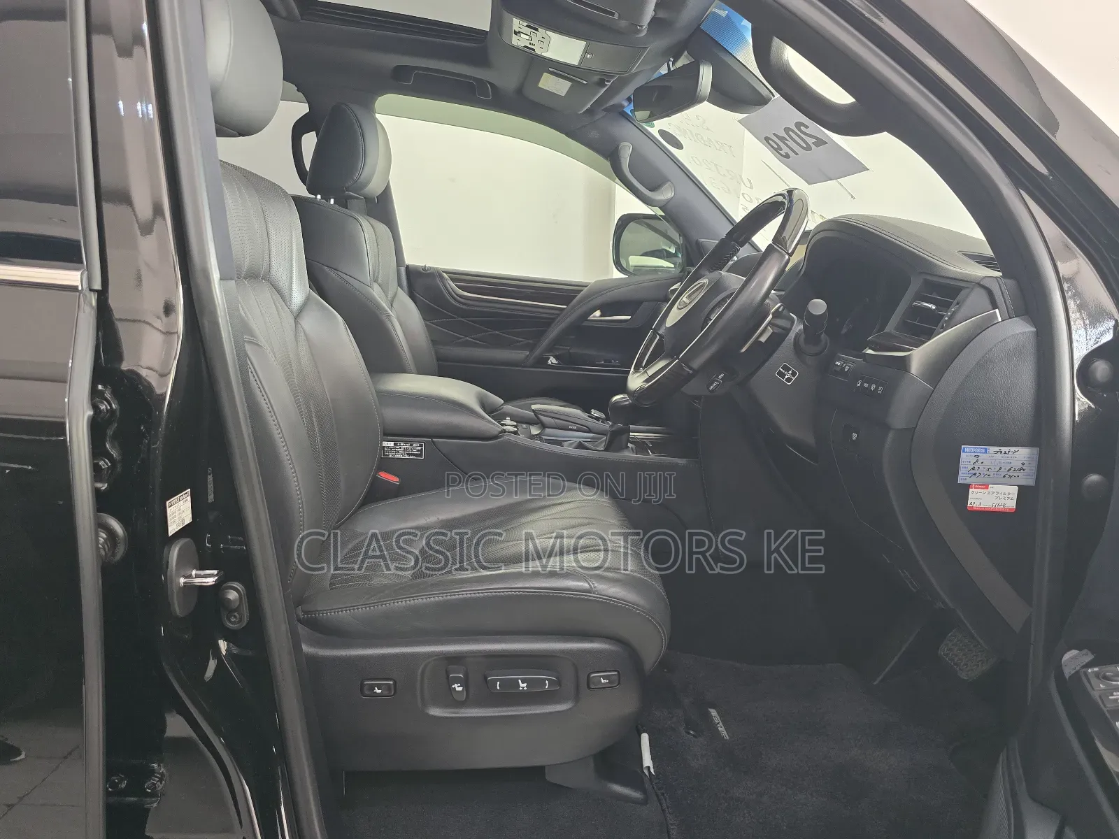 Lexus LX 570 AWD 2019 Black