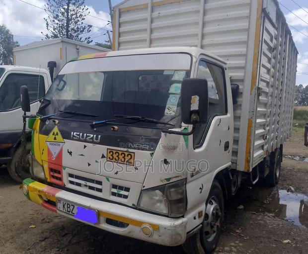 Isuzu NPR 2014 Model - thumbnail 4