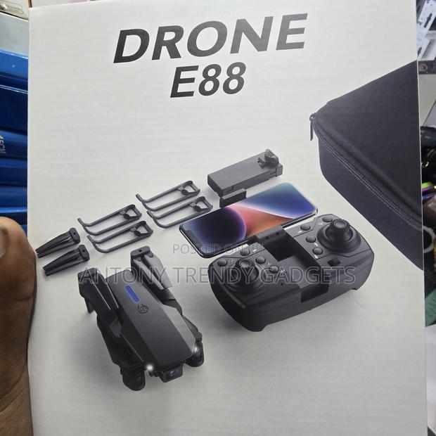 E88 Pro Drone With Dual 4k Camera And Remote Control - thumbnail 4