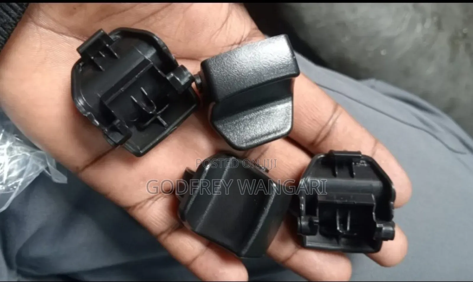 Mazda Cx5 Centre Console Lid Locks