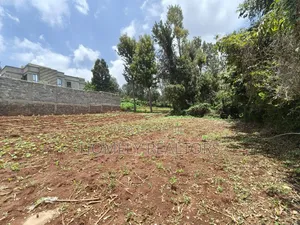 Large Eighth Acre Plot for Sale in Kerarapon Drive in a Gated Estate