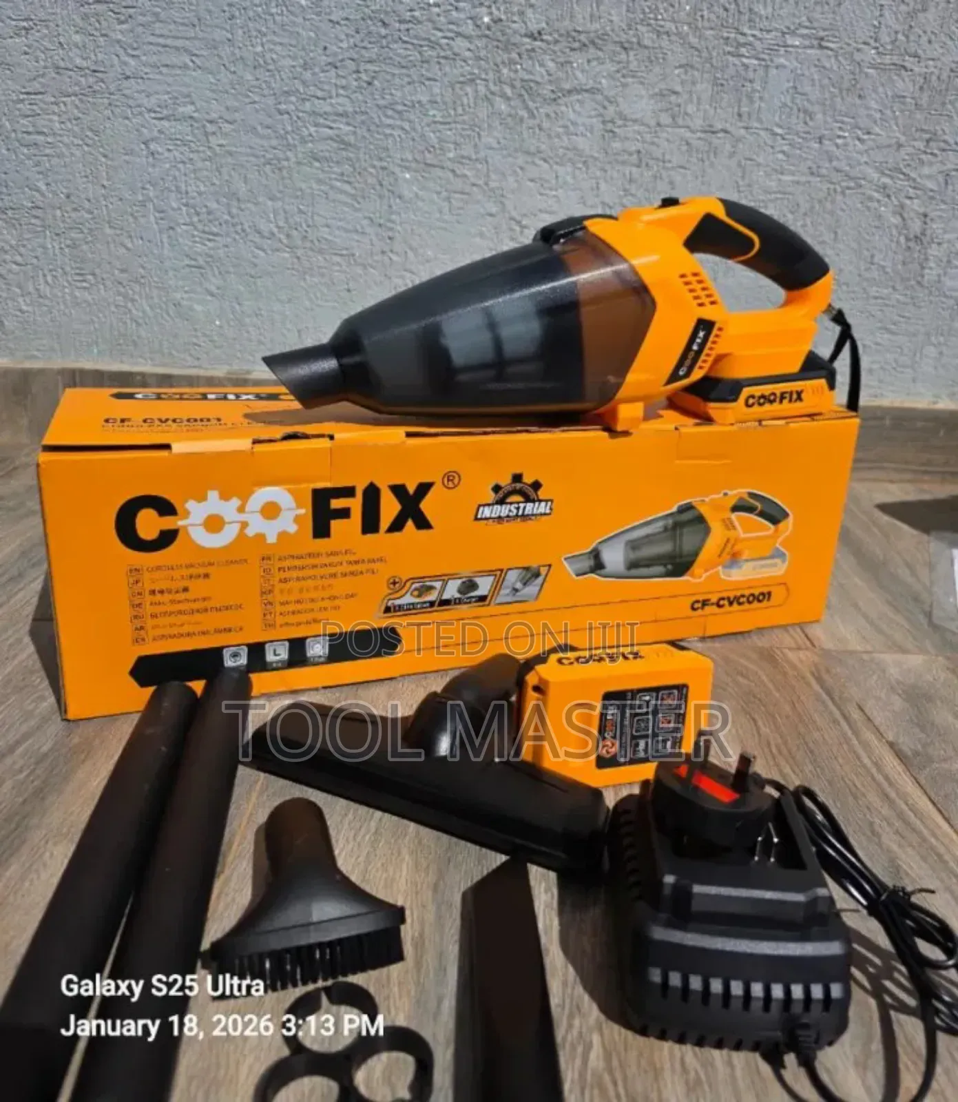 Coofix Rechargeable Vacuum Cleaner/ Portable Vacuum Cleaner