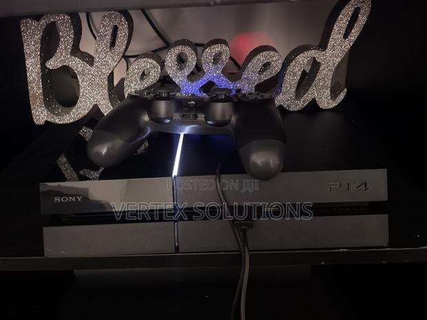 Ps 4 Standard Chipped