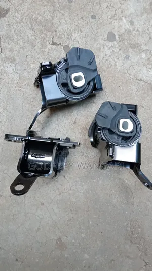 Mazda Cx5 Upper Gearbox Mounting