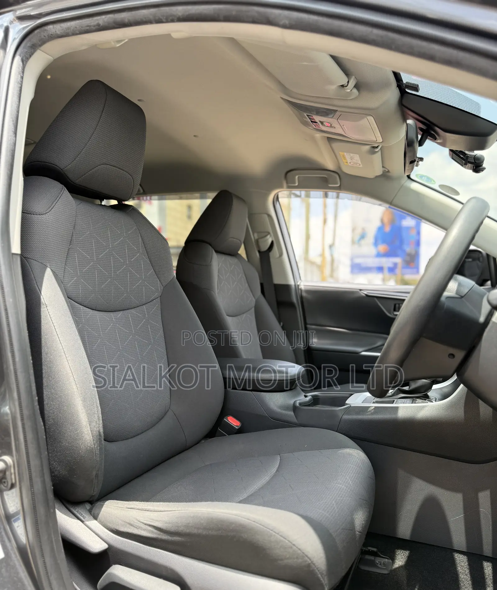 Toyota RAV4 Limited FWD 2019 Gray