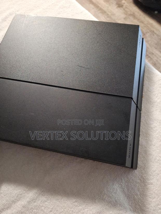 Ps 4 Standard Chipped - main view