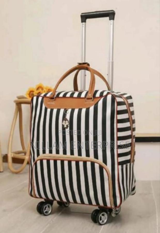 Portable Short Trip Travel Bag - thumbnail 2