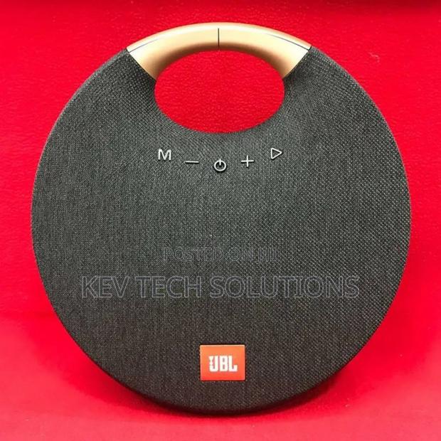 M1 Mini Bluetooth Speaker - thumbnail 2