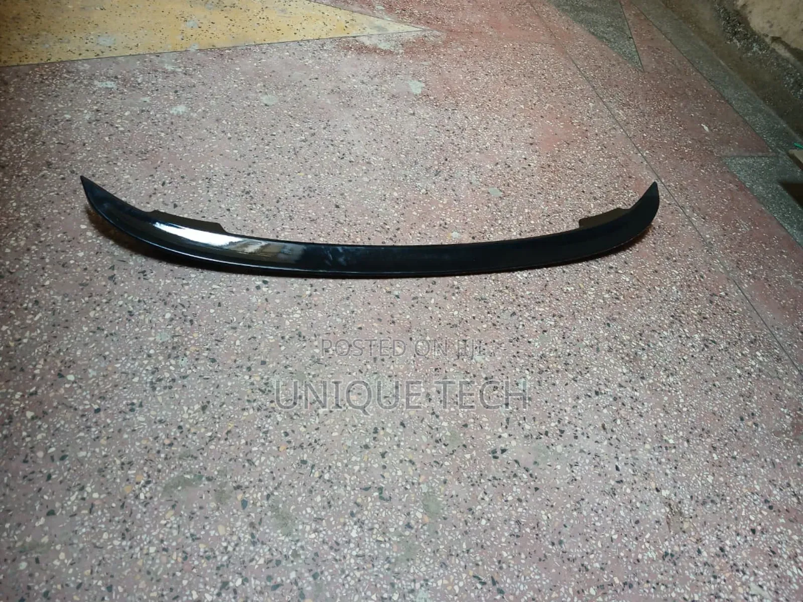 Toyota Mark X & Crown Rear Lip Spoiler