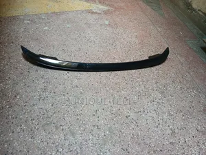 Toyota Mark X & Crown Rear Lip Spoiler