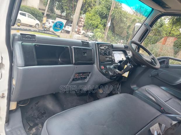 Mitsubishi Canter Fe71 KCJ 259u - thumbnail 6