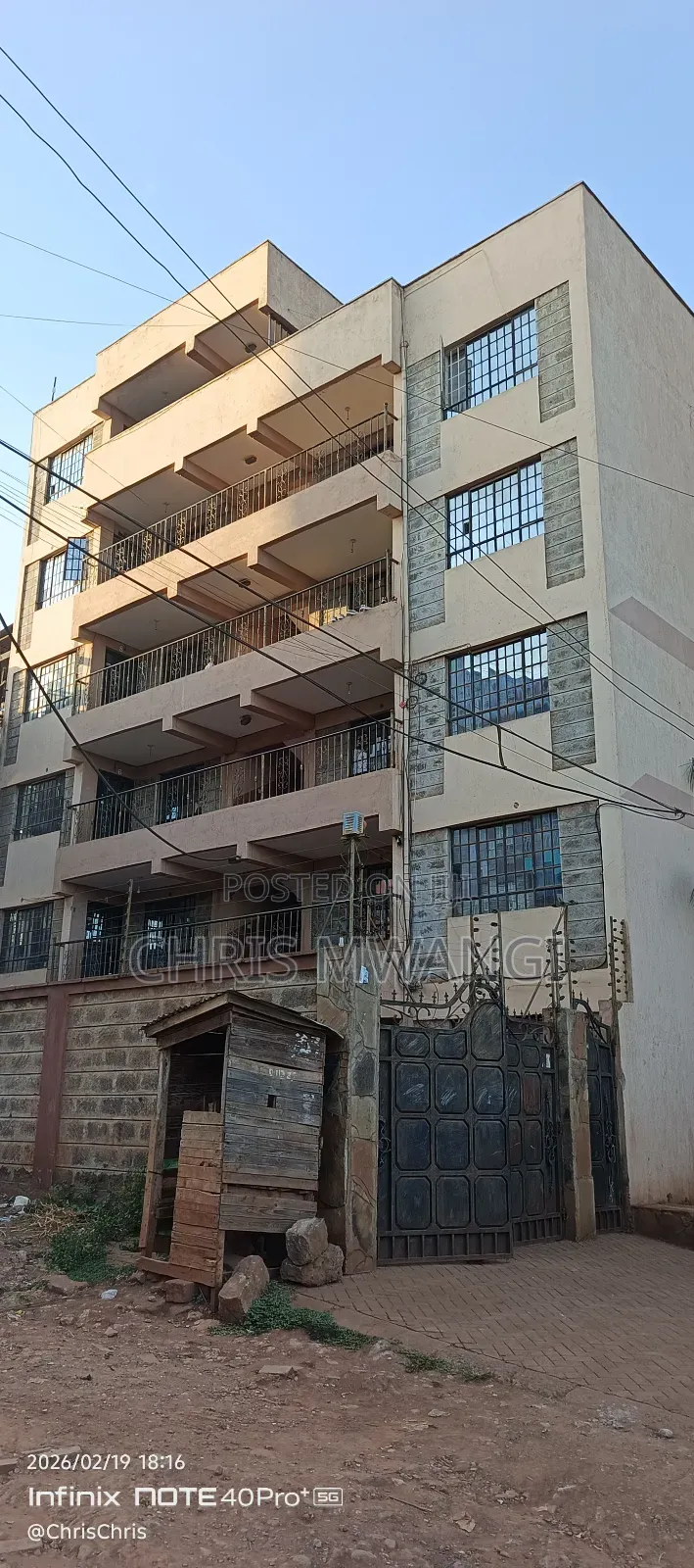 2bdrm Block of Flats in Maziwa Estate for sale