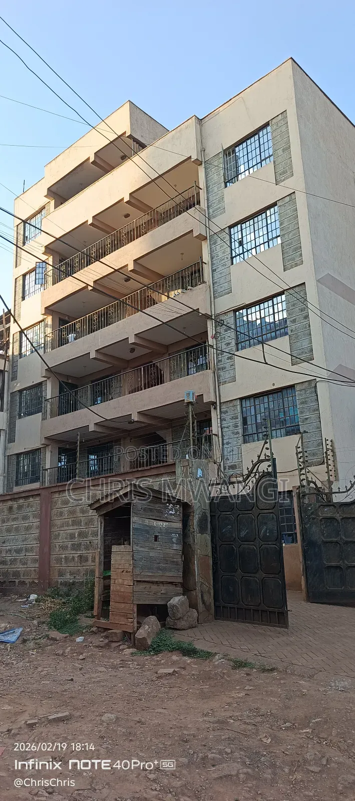 2bdrm Block of Flats in Maziwa Estate for sale