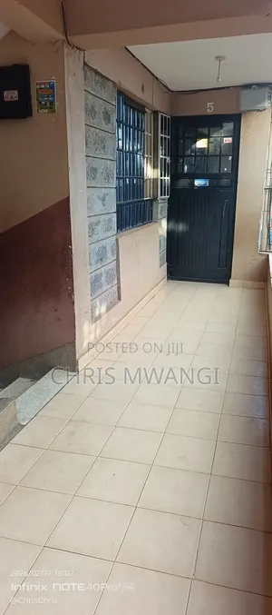2bdrm Block of Flats in Kiamumbi Street, Maziwa for sale