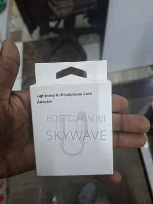 Lightning To Headphone Jack Adapter