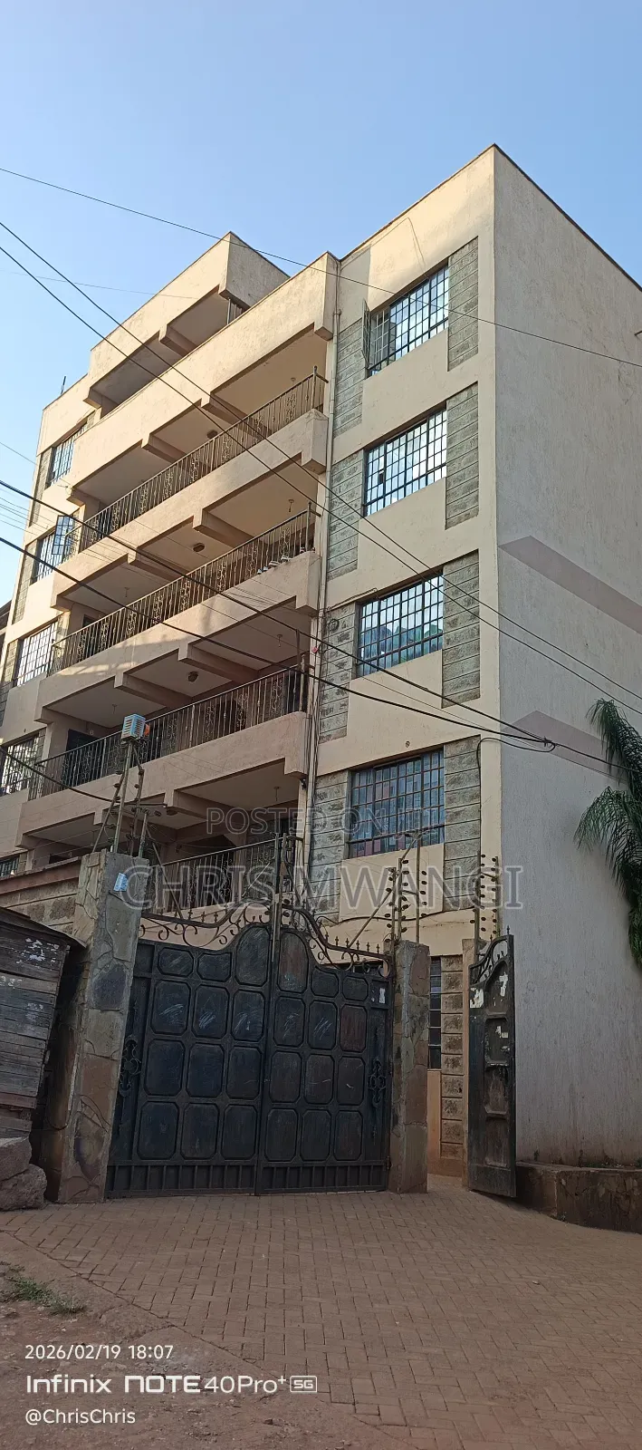 2bdrm Block of Flats in Jacaranda Estate 1, Maziwa for sale