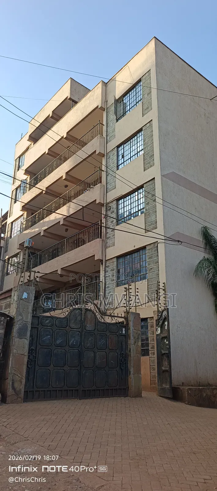 2bdrm Block of Flats in Jacaranda Estate 1, Maziwa for sale