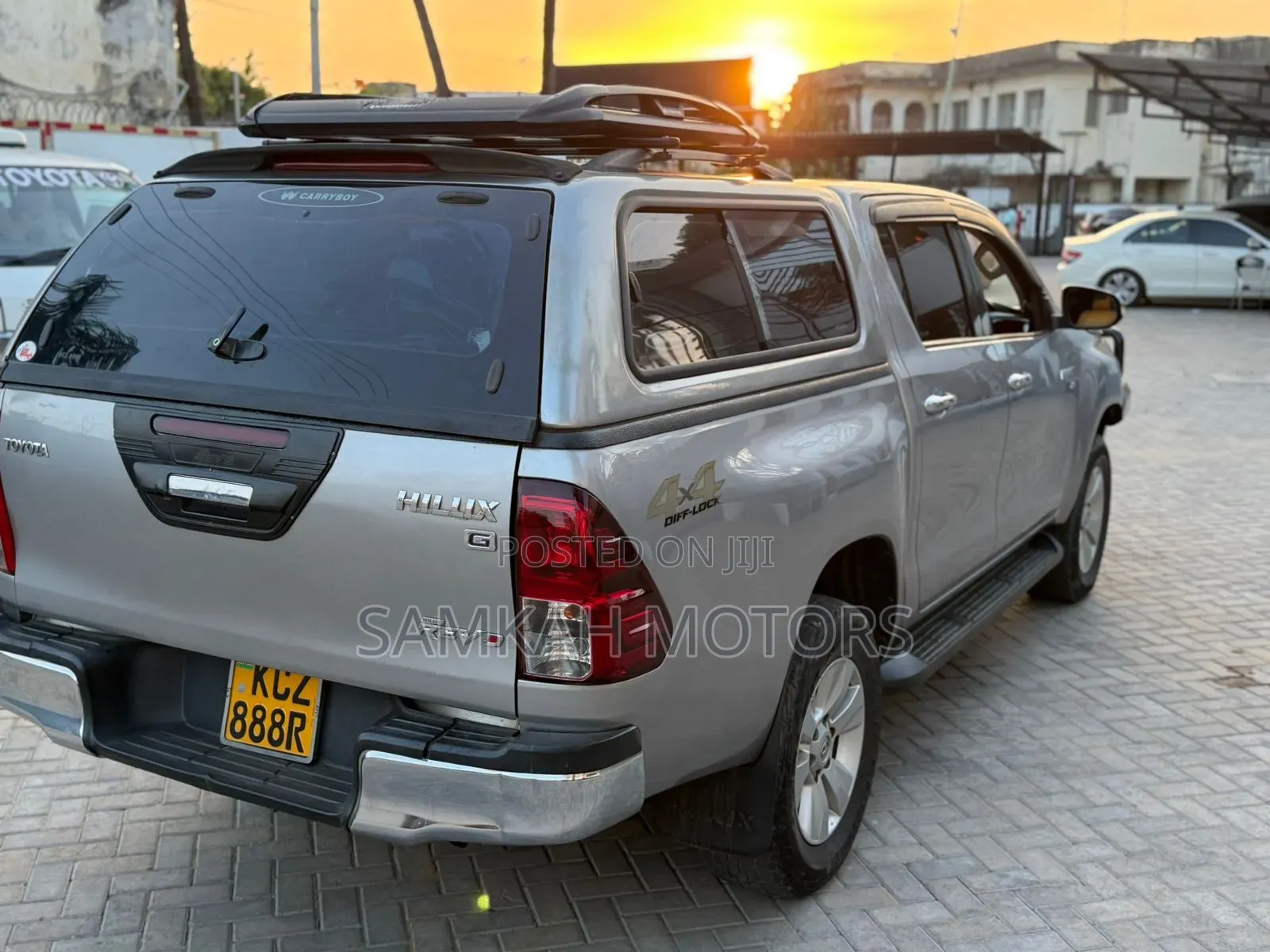 Toyota Hilux 2014 Silver