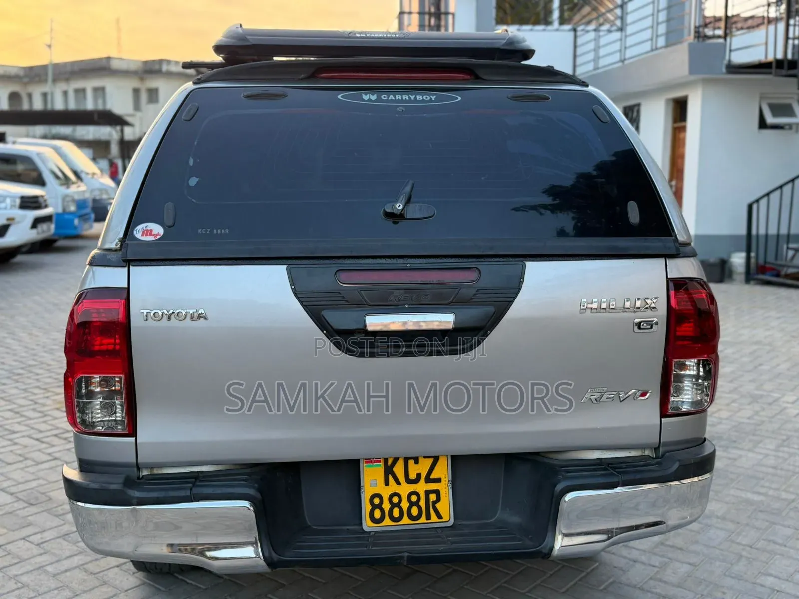 Toyota Hilux 2014 Silver