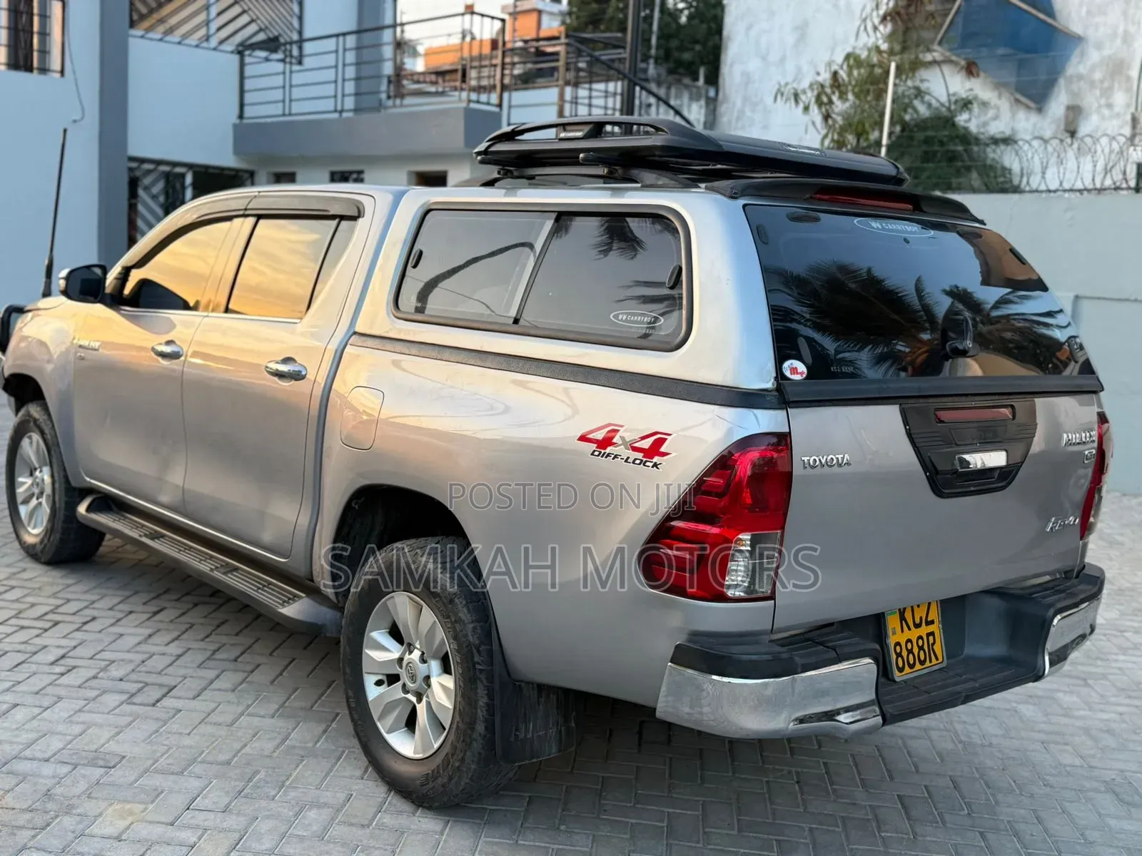 Toyota Hilux 2014 Silver
