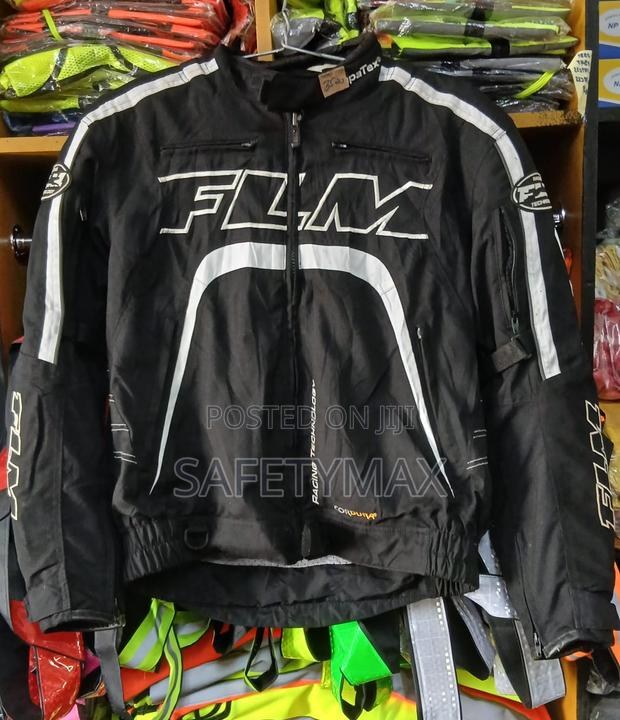 Ex Uk Canvas Jackets On Offer - thumbnail 2