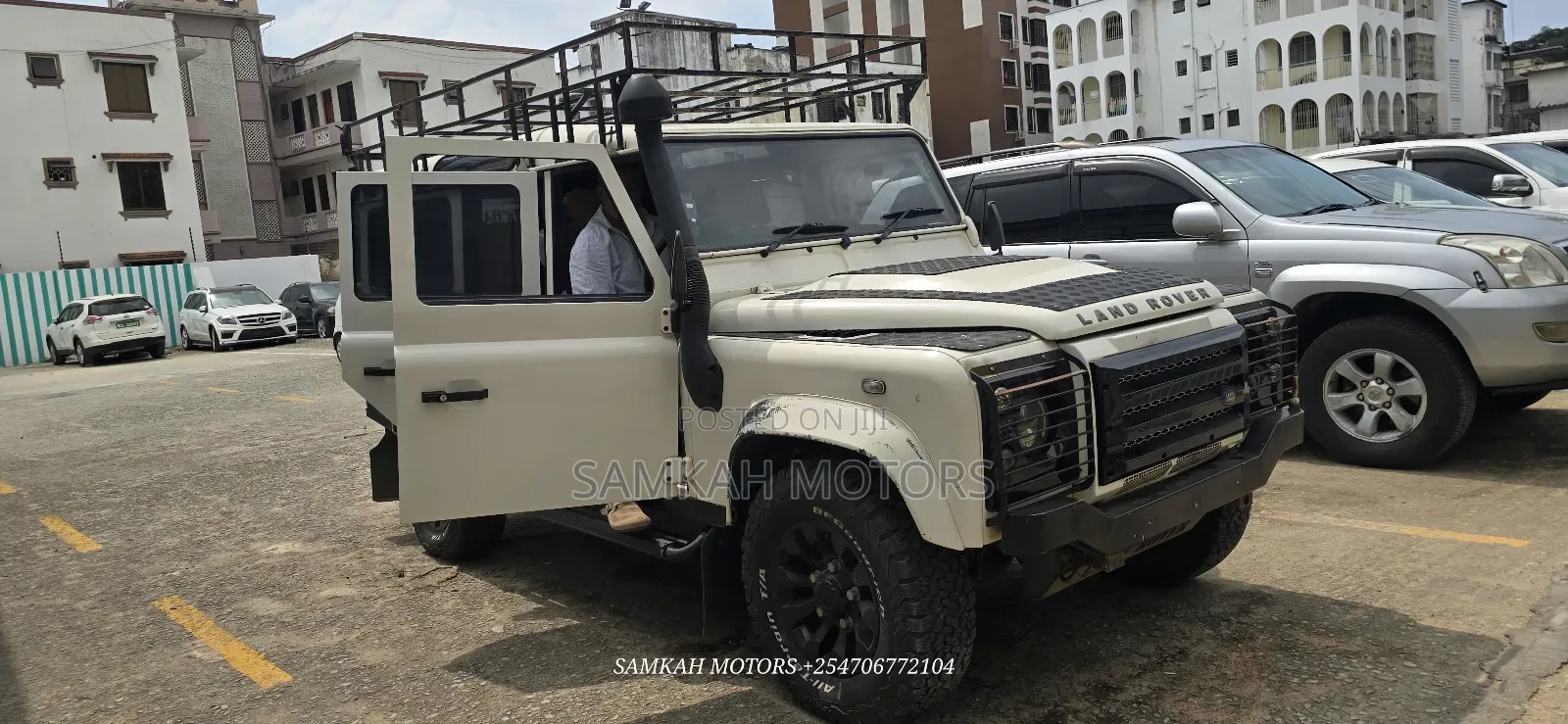 Land Rover Defender 2013 White