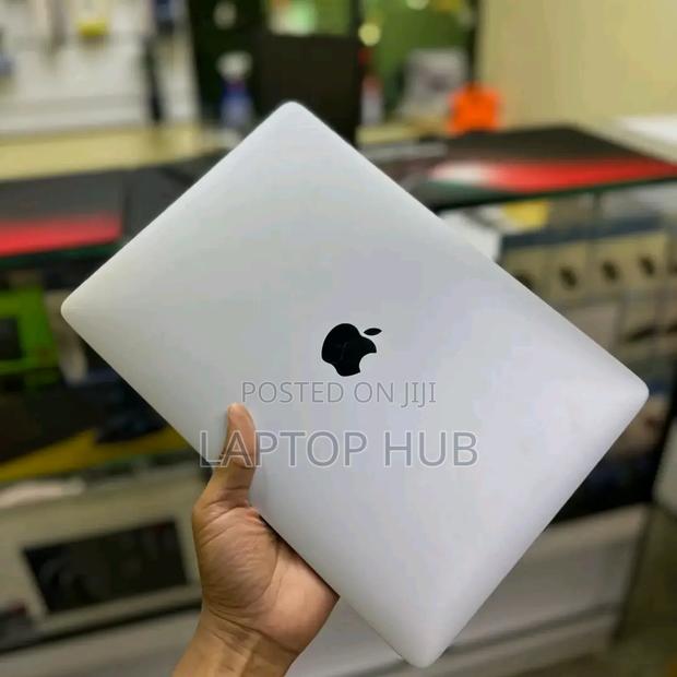 Laptop Apple MacBook Pro 2020 16GB Intel Core i7 SSD 512GB