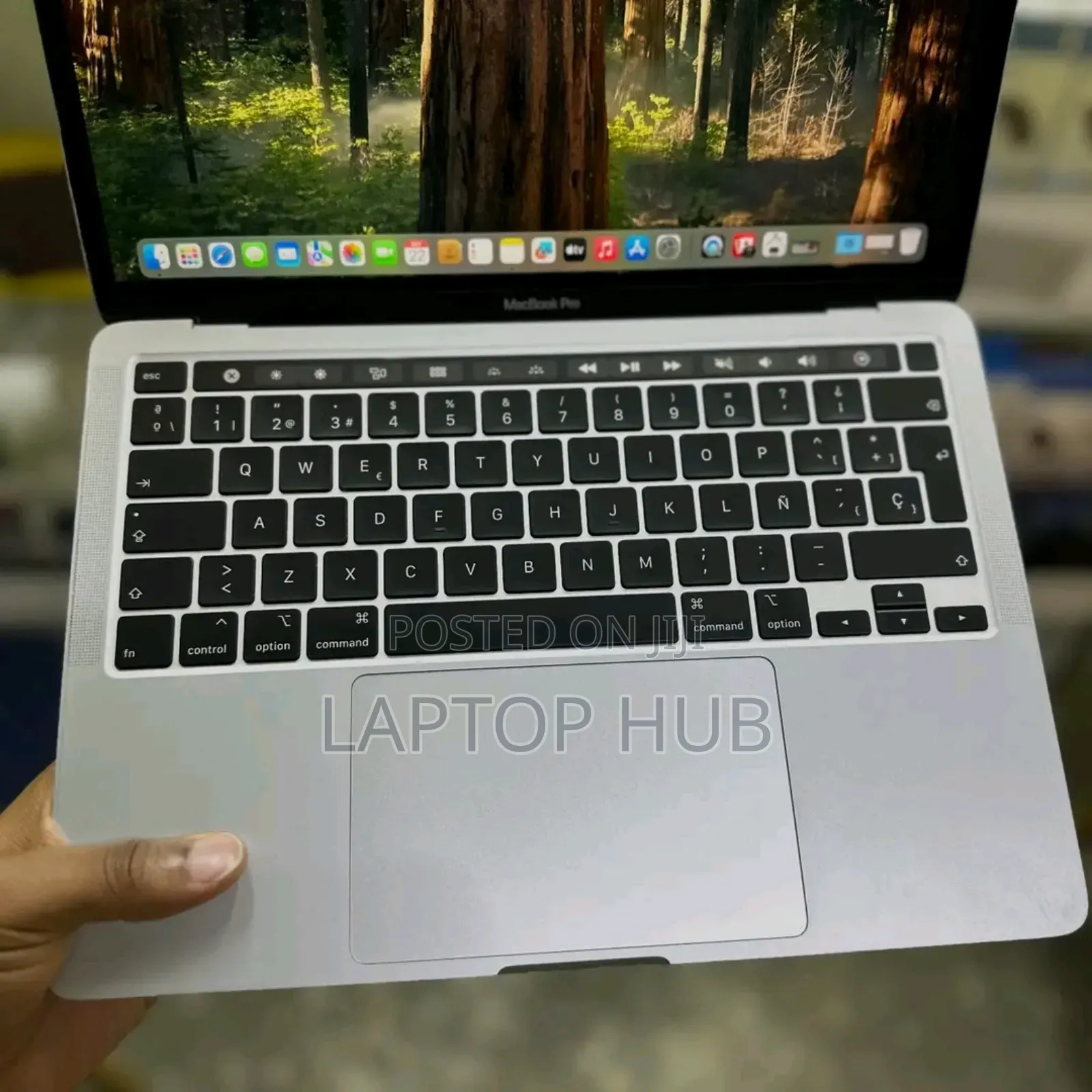 Laptop Apple MacBook Pro 2020 16GB Intel Core i7 SSD 512GB