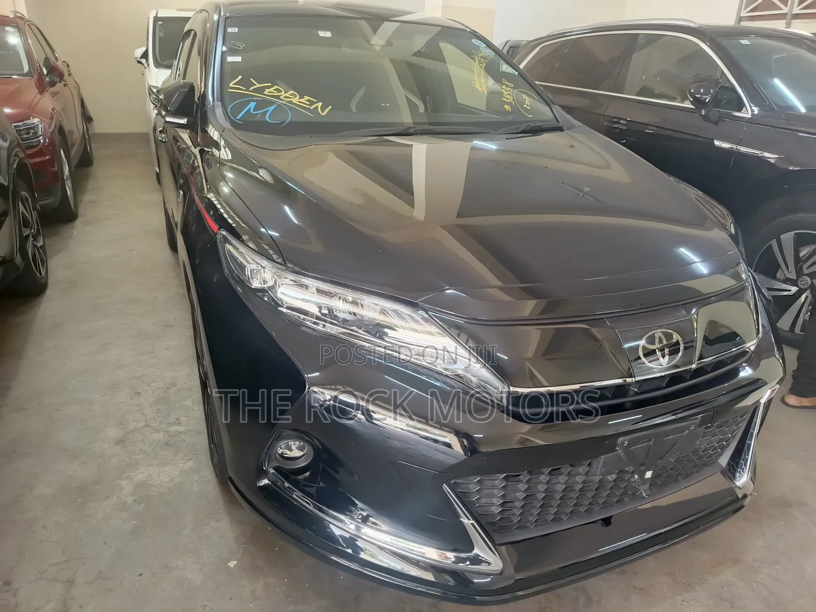 Toyota Harrier 2019 Black