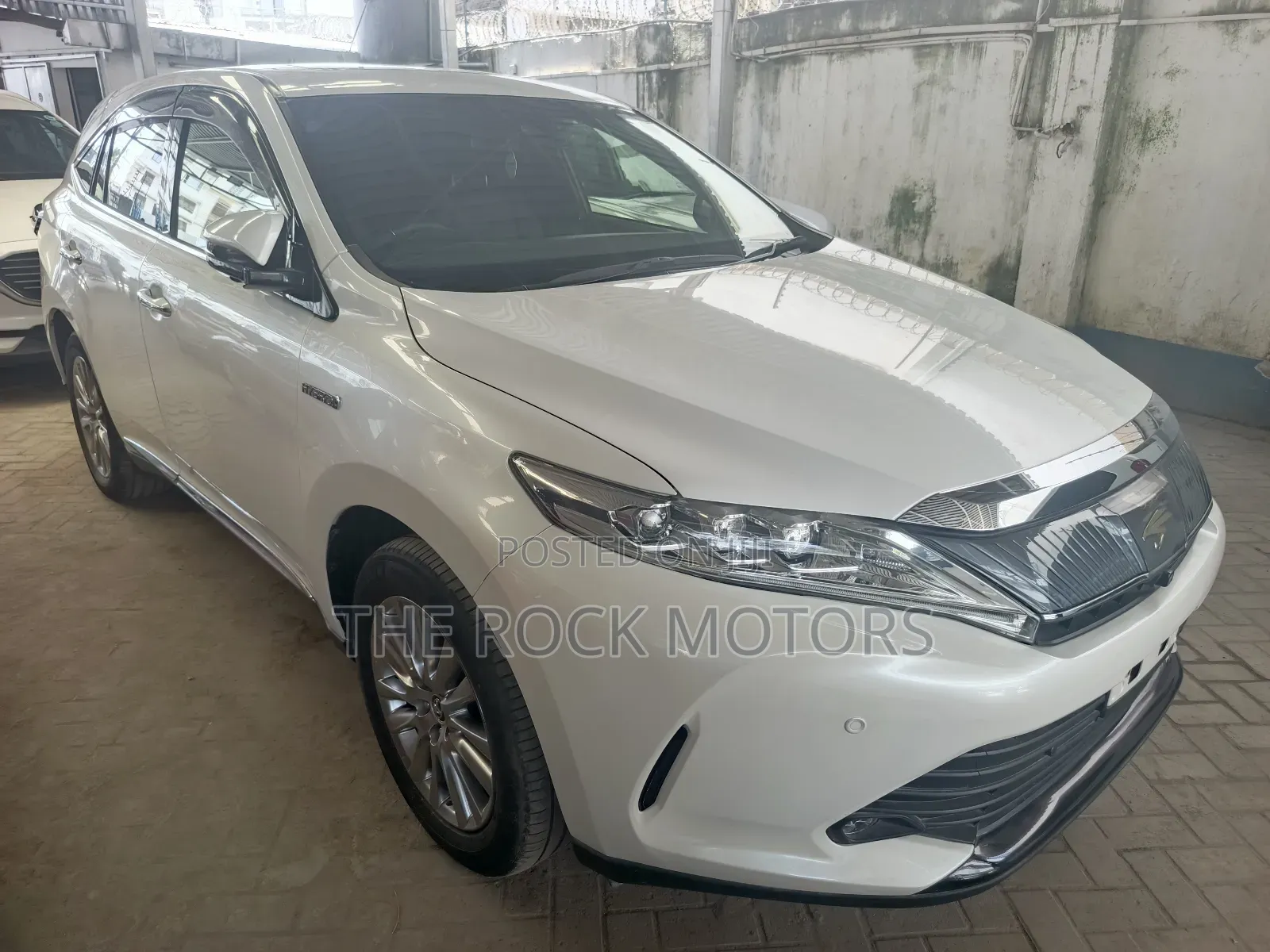 Toyota Harrier 2019 White