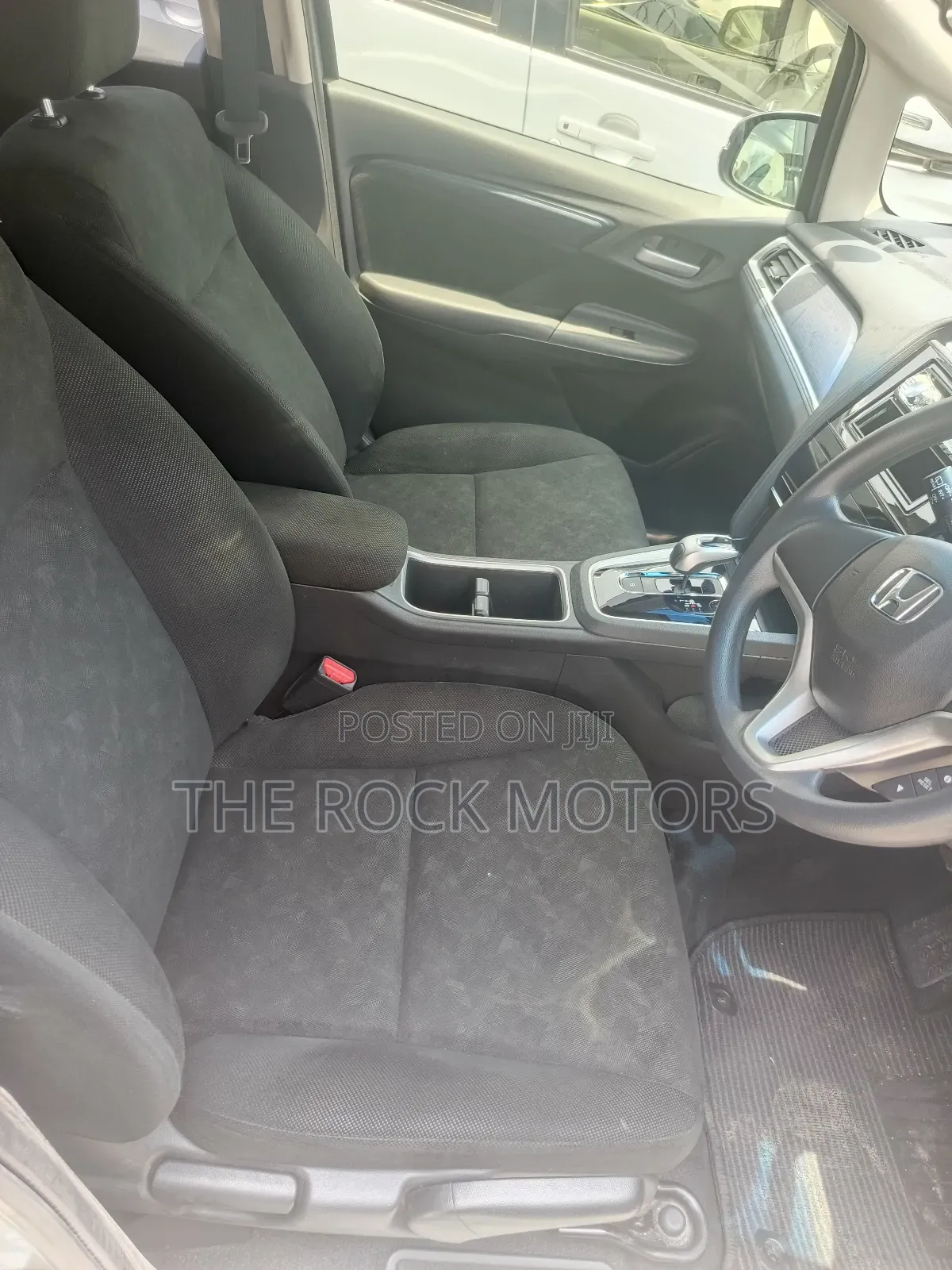 Honda Fit Shuttle 2019 Silver