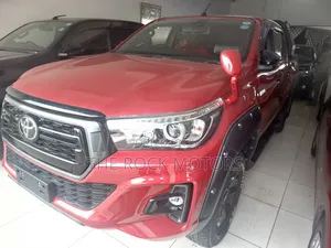 Toyota Hilux 2020 Red