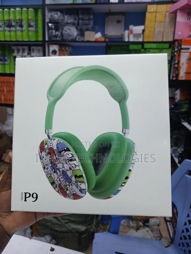 P9headphones - thumbnail 2