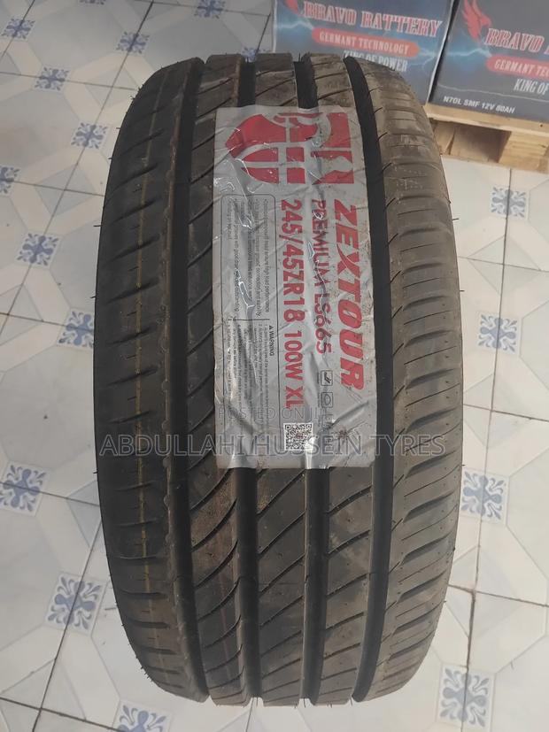 245/45 R18 Zextour 100w