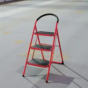 Easy To Store Foldable 3 Step Kitchen Ladder Portable And Anti-slip