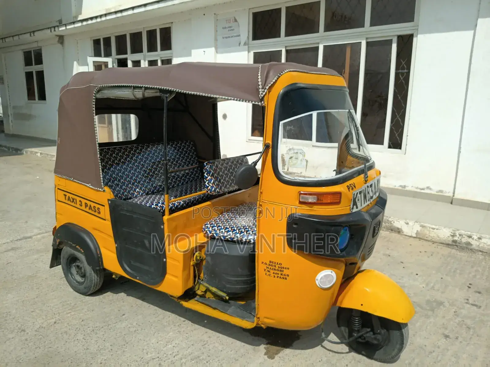 Bajaj RE 2018 Yellow