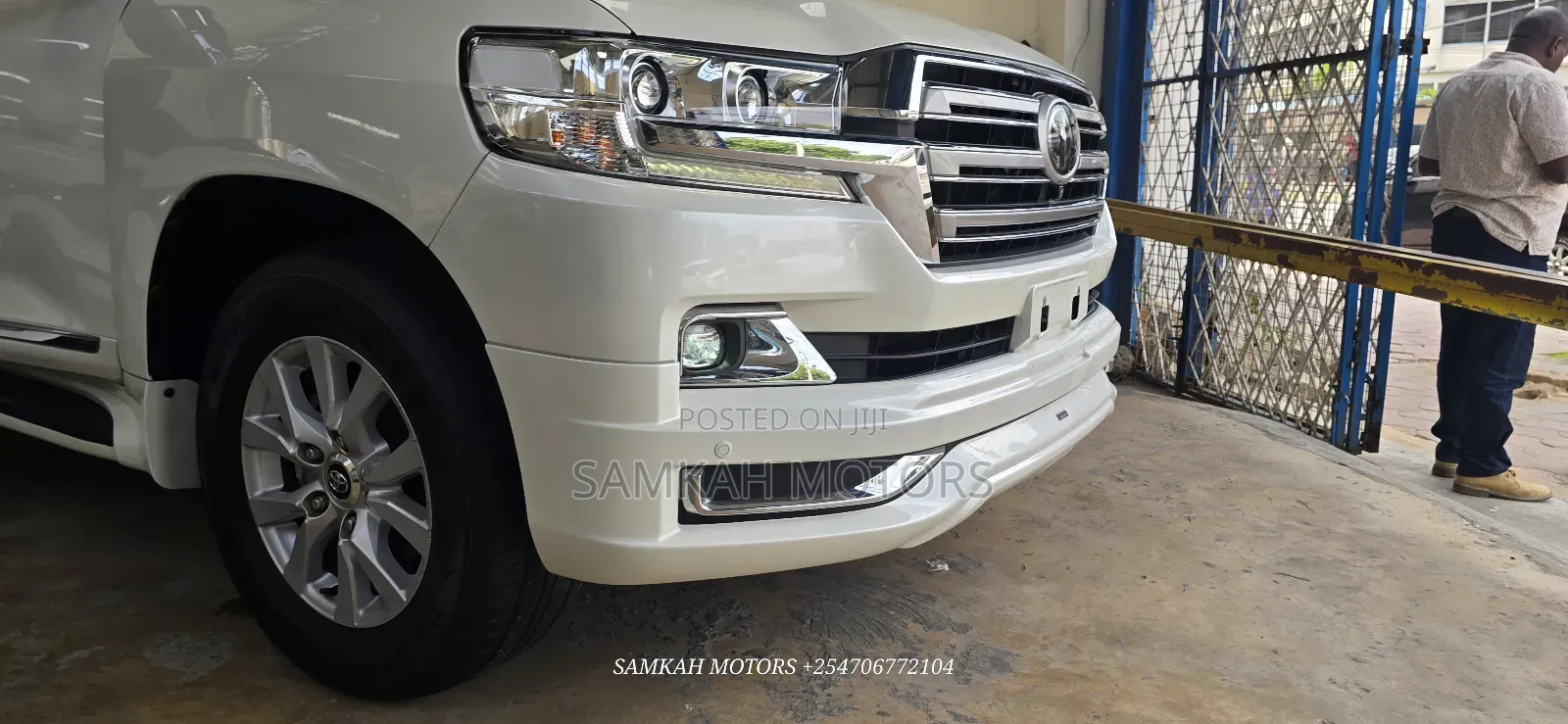 Toyota Land Cruiser 2020 White