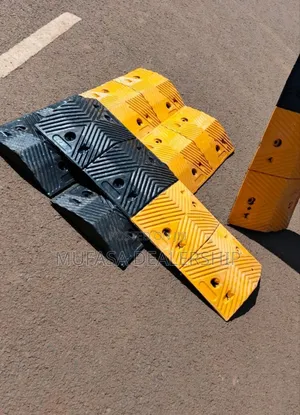 Heavy Duty Speed Bumps(Rubber Bumps)