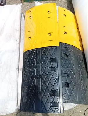 Safety Rubber Speed Bumps New