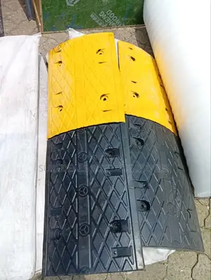 Safety Rubber Speed Bumps New