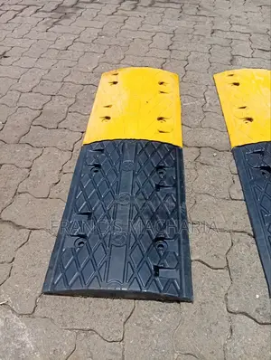 Safety Rubber Speed Bumps New